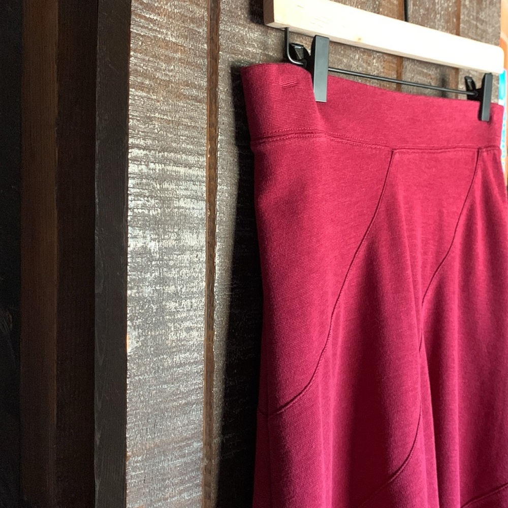 Horny Toad wine colored skirt size small - Picture 7 of 15